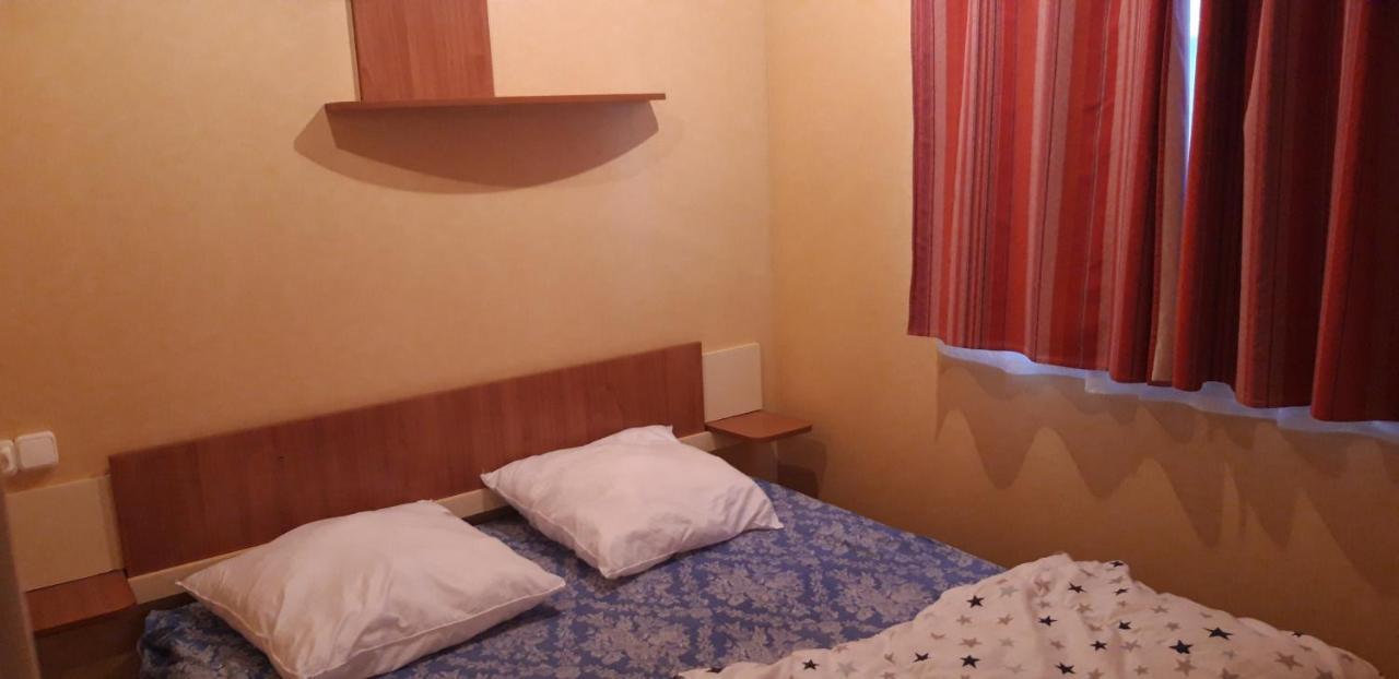 Camping La Source Sournia Экстерьер фото