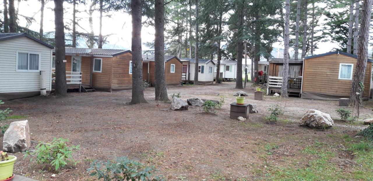 Camping La Source Sournia Экстерьер фото