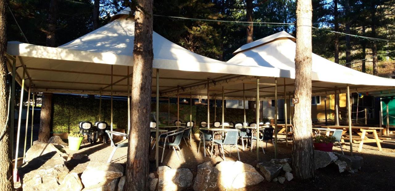 Camping La Source Sournia Экстерьер фото