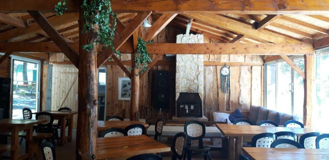Camping La Source Sournia Экстерьер фото