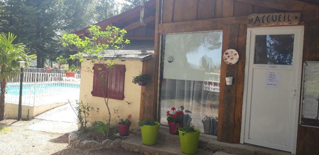 Camping La Source Sournia Экстерьер фото